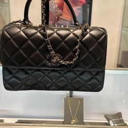 Handbag 