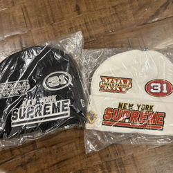 Supreme FW25’ week 17 New Era® Football Beanie Black & White 