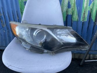 2012 2013 2014 Toyota Camry Headlight Headlamp 