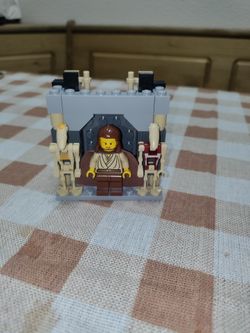 LEGO Star Wars Jedi defense
