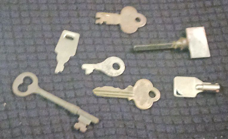 Antiques Keys