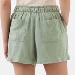 Gap linen shorts size S, new with tags