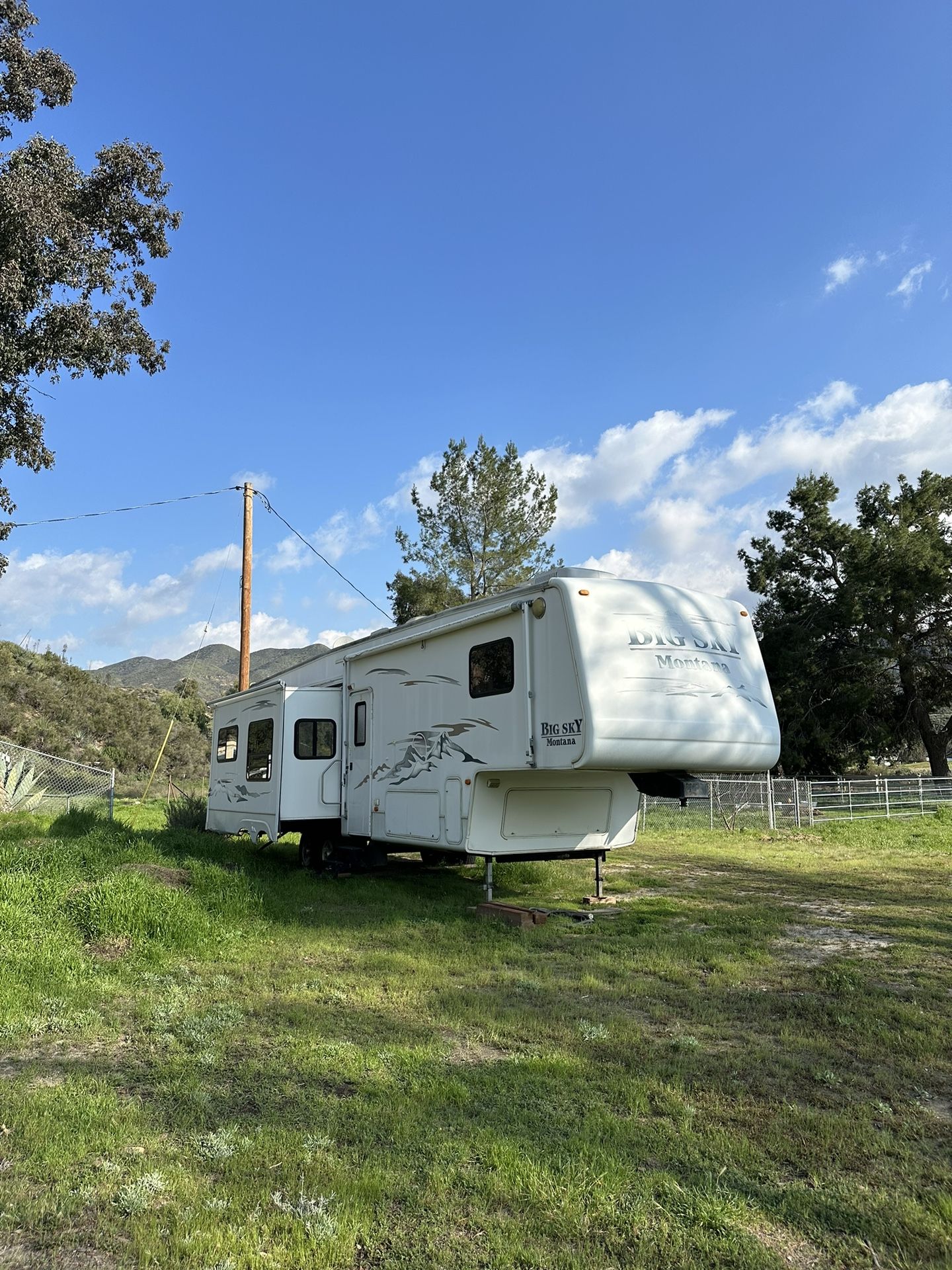 Big Sky Montana Fifth wheel