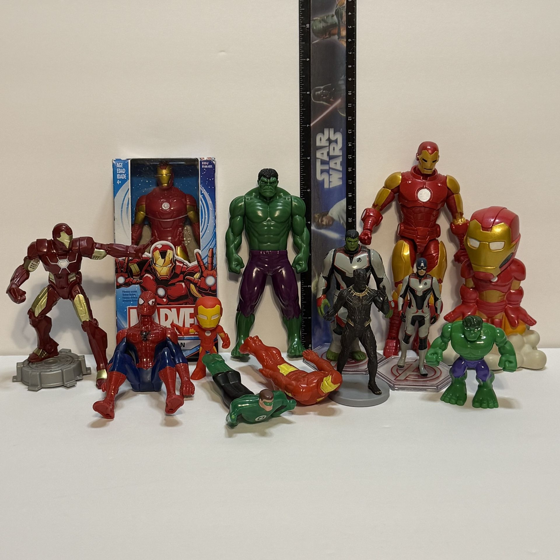 Marvel Superhero Action Figures Hulk, Spiderman, Iron Man, Black Panther 