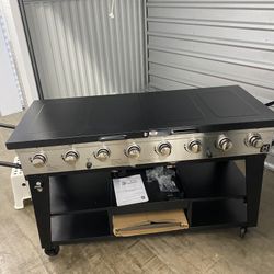 8 Burner Event Gas Grill w/ Griddle 