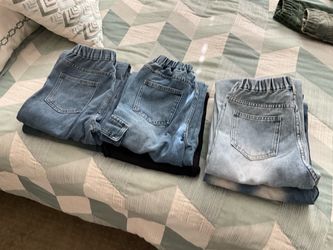 7 Pair of Jeans New without Tags! Youth size 13 PRICE IS FOR ALL 7 pair