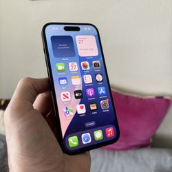 iPhone 15 128GB Unlocked To Any Carrier! 90 Day Warranty! We Offer Financing! 