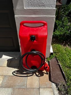 Scepter Duramax Flo ’N Go 14 Gallon Gas Caddy