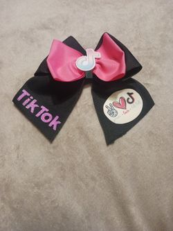 Tik Tok Hair Bow