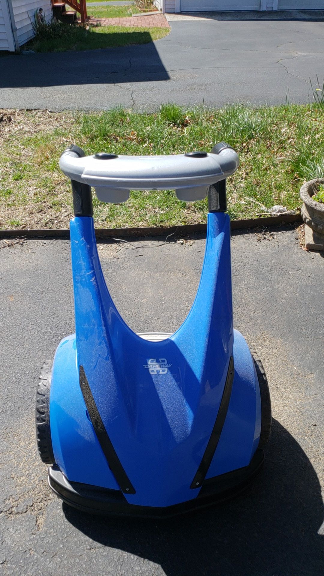 Kids Dareway Segway 12V with charger
