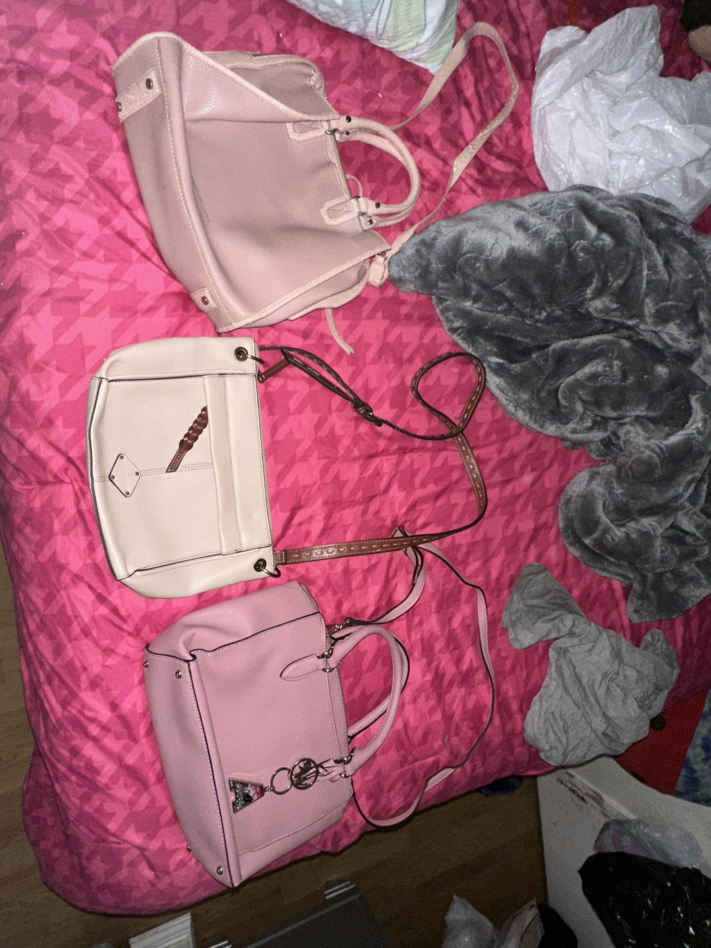 Pink Shoulder Bags