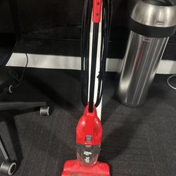 Lightweight Vacuum Dirt Devil