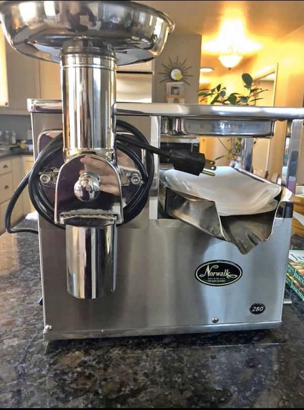 THE KING OF JUICERS. ‘Norwalk’ Dr. Norman Walker MD Used by The Gerson