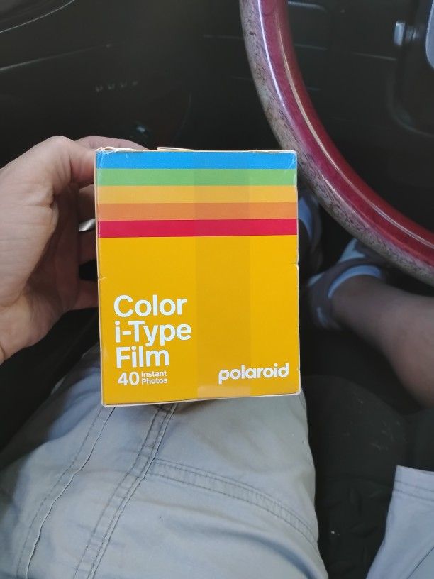 Polaroid Color. I- Type Film 40 Instant Photos