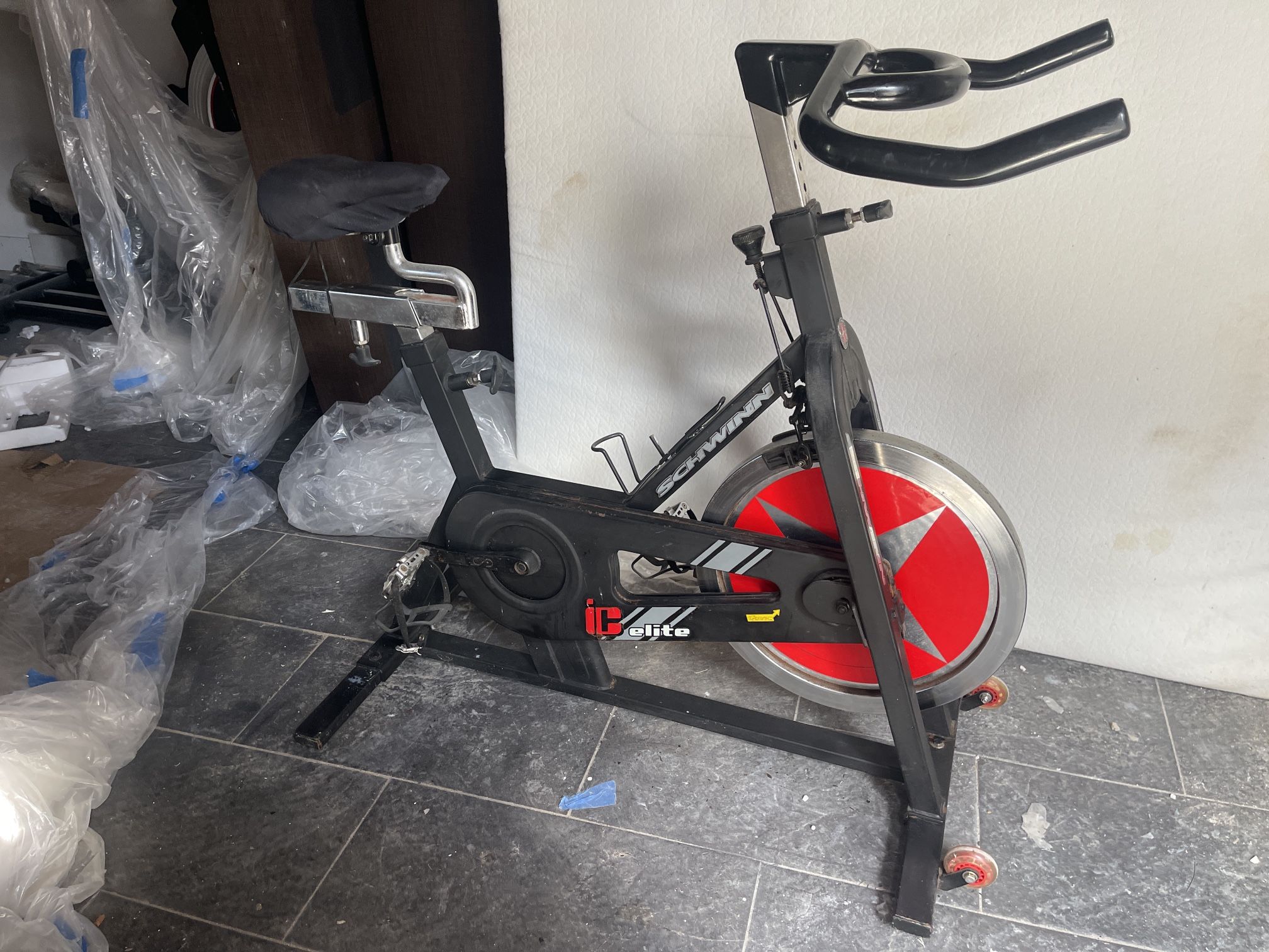 Schwinn Ic Elite Spin Cycling Stationary Bike