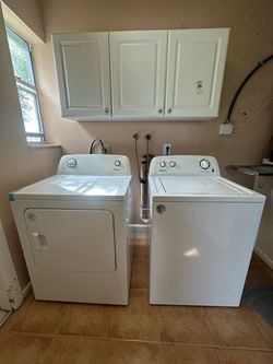 Amana washer and dryer set