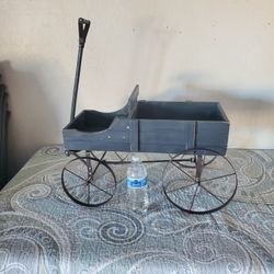 Decorative Wagon 