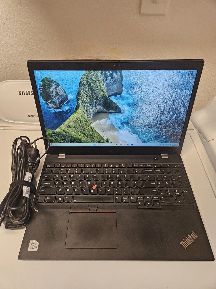 Lenovo ThinkPad 15.6 Inch Widescreen Intel Core i7-10510  32 GB Ram Memory 512 GB SSD 