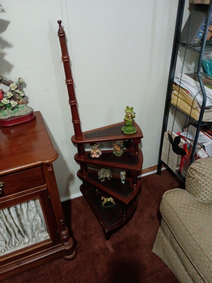 Vintage Stand