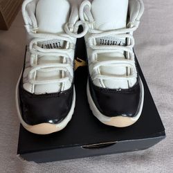 Jordan 11 Neapolitan 
