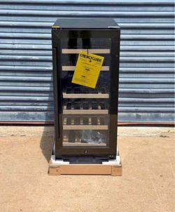 Wine Cooler Refrigerator with Glass Door