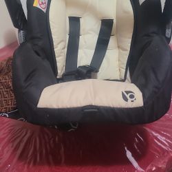 2 Baby Car Seat 