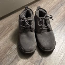 UGG Neumel Chukka Boot