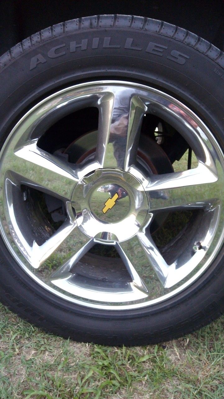 Chevy Avalanche Factory 20's 6 lug pattern for Sale in Goldsboro, NC