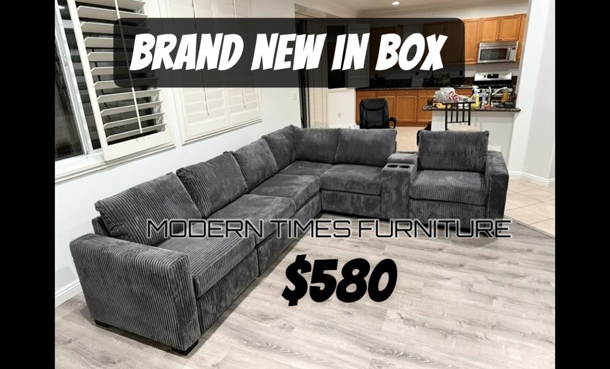 Brand New In Box / Sectional With Cup Holder And Outlet