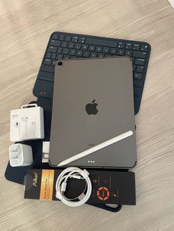 Apple IPad Air 4th Generation (10.9” Liquid Retina/ 2020 Model) 64GB Wifi +Cellular (AT&T/T-mobile / Verizon etc) with keyboard, pen & Accessories