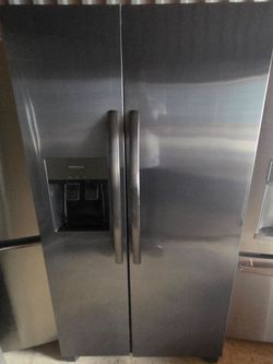 FRIGIDAIRE Side-By-Side Stainless Grey Refrigerator