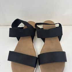 Kensie Women's Strap Sandals Everlee Black/White 