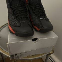 Air Jordan 13 Bred 