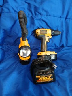 Dewalt 2pc with charger and 2 batteries