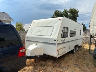 2000 Flagstaff camping trailer