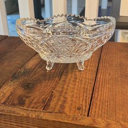 Vintage moulded Crystal sawtooth-edged bowl