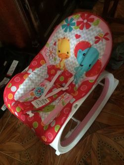 Baby vibrator crib