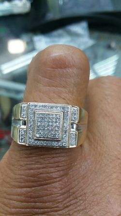 10k diamond ring 5.1 grams. 50 ct diamonds