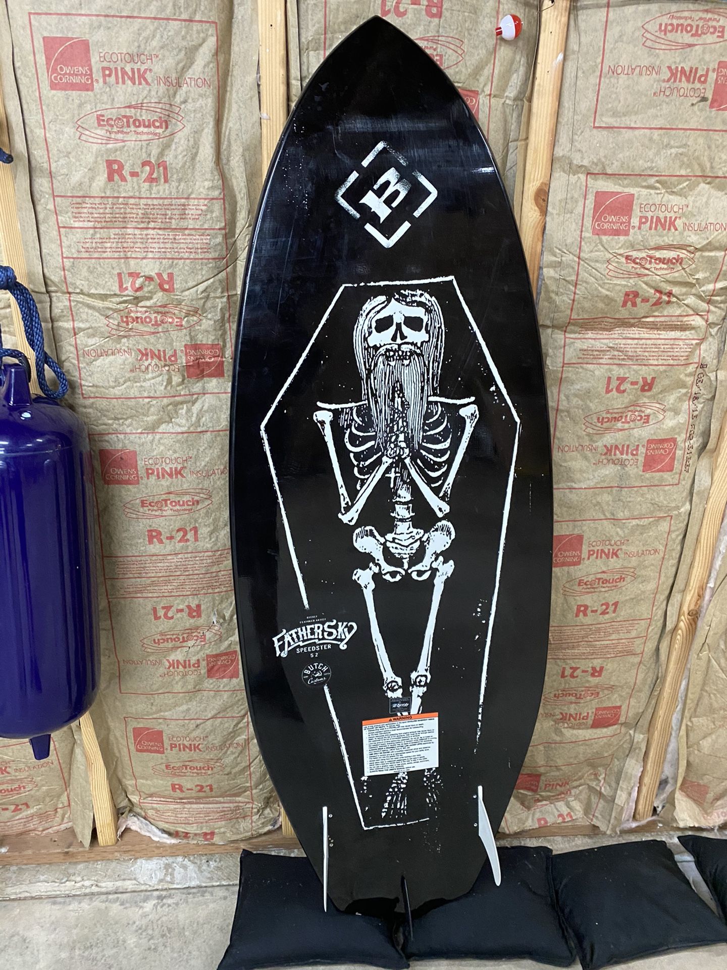 Wake surfboard 5’2” BYERLY