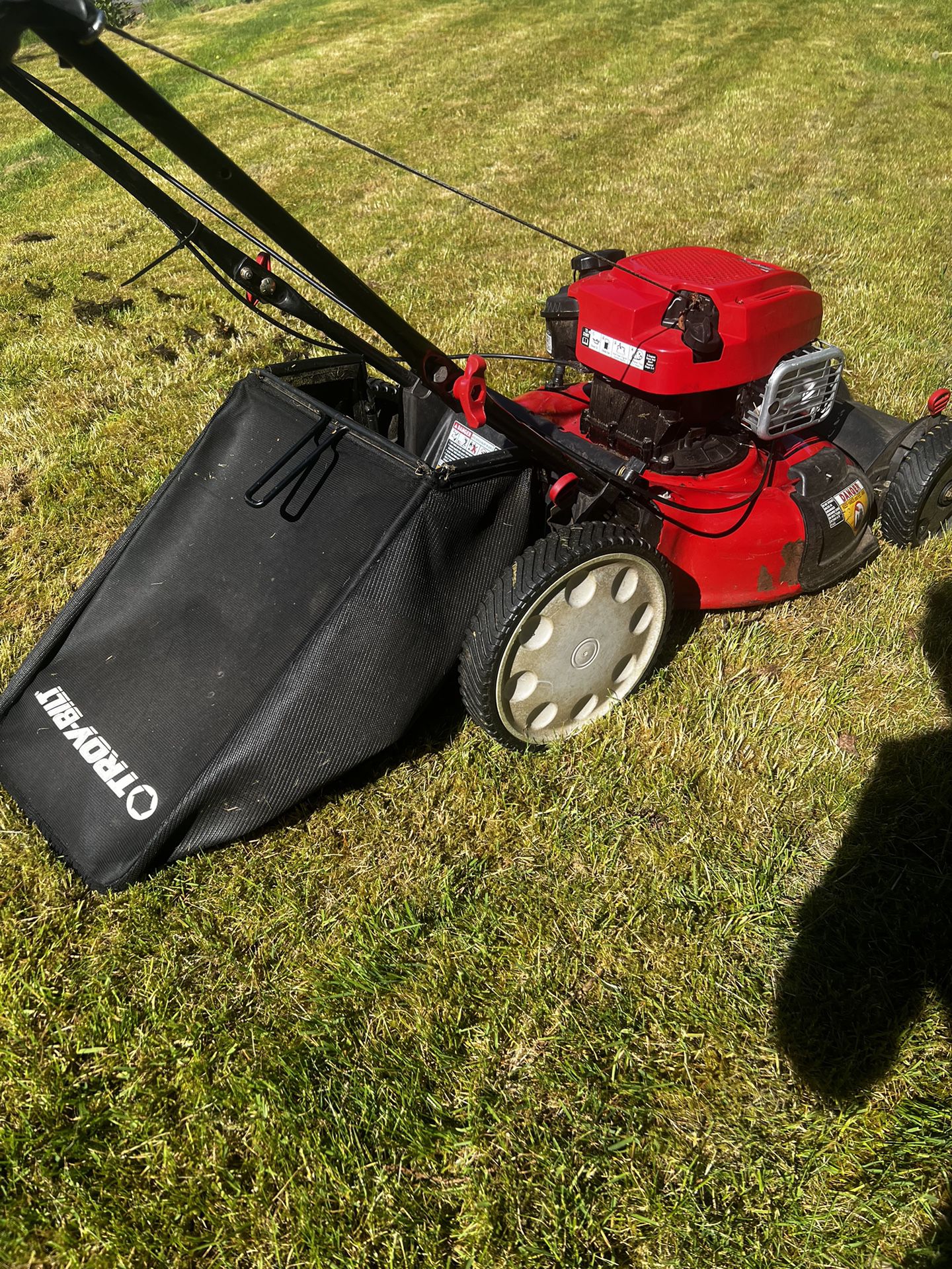 Troy Bilt Self Propelled Lawn mower.  About 5 Yrs Old. 