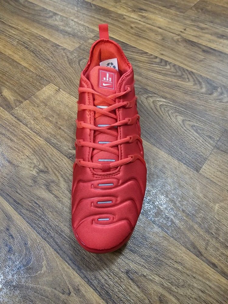 Nike Air Vapormax Plus university red Men s shoes