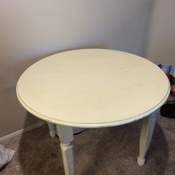 White Round Dining / Accent Table