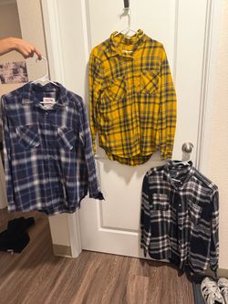Lot of 3 Mossimo Supply Co. Plaid Button-Up Shirts size Large