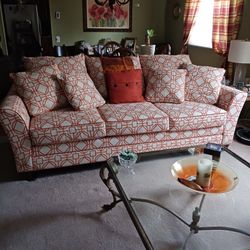 Couch In Fantastic Shape