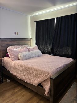 Queen wood bed frame