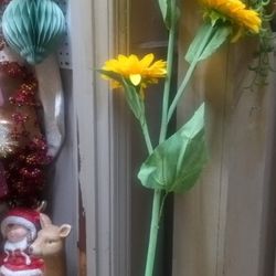 New 4ft Long Sunflower Stems Looks Real High Quality Masterpiece 10ea