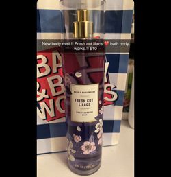 Body spray.!! ♥️ bath body works.!! New $10