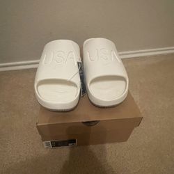 Nike Calm Slides 