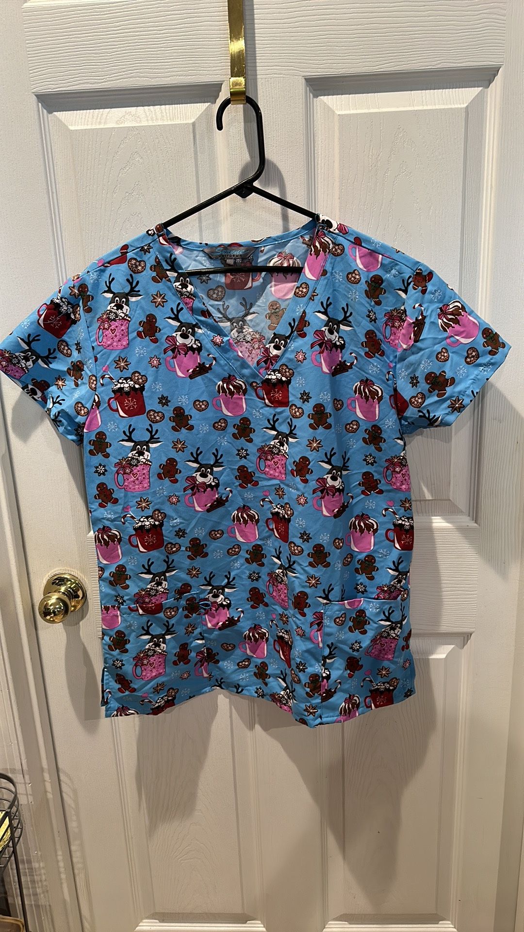 2 Woman Holiday Christmas Scrub Tops Large