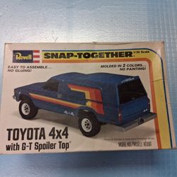 VINTAGE ORIGINAL REVELL  1/25  SCALE TOYOTA 4X4 WITH G-T SPOILER TOP MODEL KIT. " BOX ONLY!"...asking $10.00